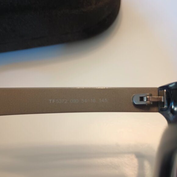 Tom Ford Reading Glasses - Picture 7 of 8